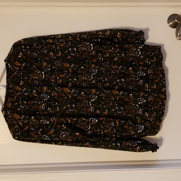 Floral top guc - Picture 4 of 5